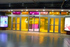 VINILOS-ACCESOS-PUERTAS-CENTRO-COMERCIAL